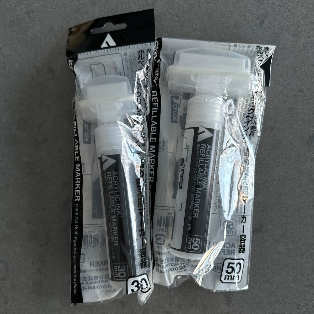 Brand New Holbein Refillable Markers 30mm + 50mm Art Supplies Set of 2